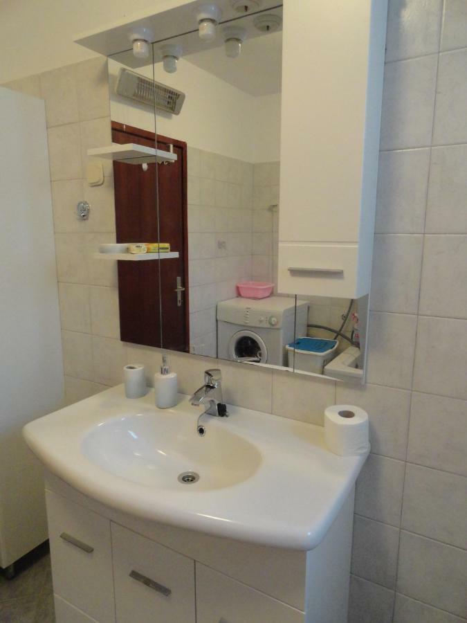 Tona Rovinjsko Selo Exterior foto