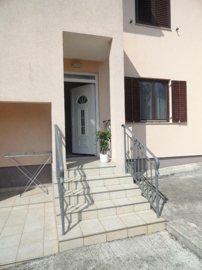 Tona Rovinjsko Selo Exterior foto